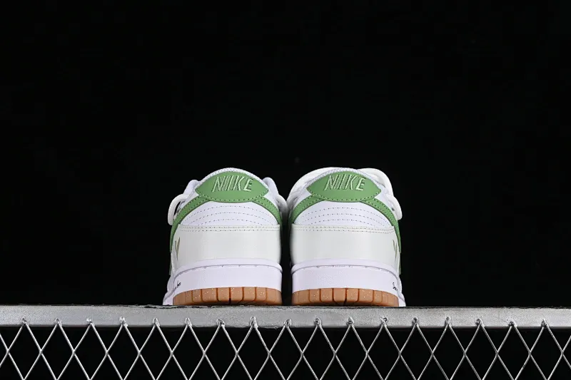 All Categories Nk SB Dunk Series Nk SB Dunk Low Low-top Sneakers Nk Dunk Low Spring and Summer Series Qingti Camellia White and Green SB Low-top Casual Sneakers FD9922-151